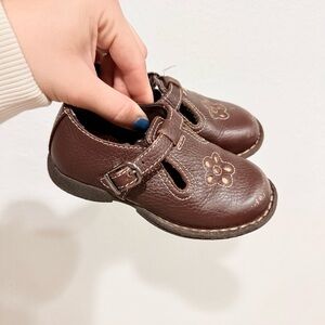 Toddler Girls Y2K Vintage Cherokee Brown Flower Shoes Size 7.5